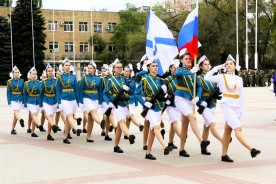  «Мы – будущее России»: в смотре строя и песни приняли участие 23 молодежных отряда